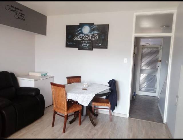 2 BEDROOM PROPERTY TO RENT IN OAKDALE